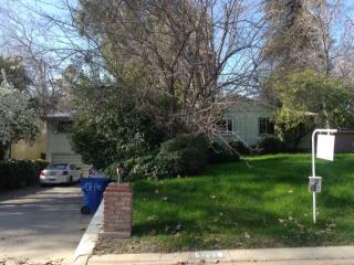 1702 Camino Primavera, Bakersfield CA  93306-4145 exterior