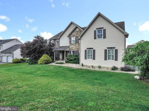 3038 Ridgeview Dr, Molino, PA 17961-2339