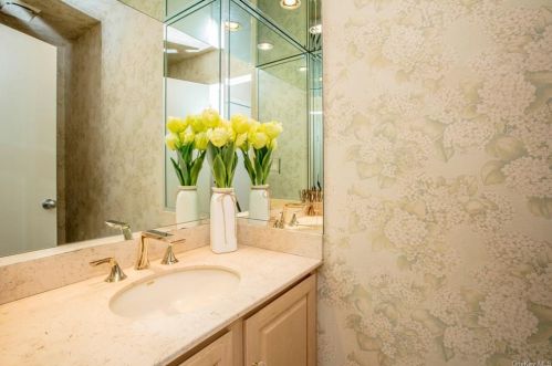 4 Elizabeth Ct, Briarcliff NY  10510-2528 exterior