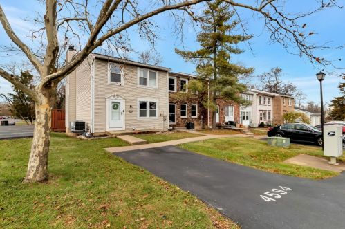 4592 Roxbury Cir, Stonelick, OH 45103-1320