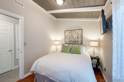 2930 Admiral Ave, San Diego CA 92123-3106 exterior