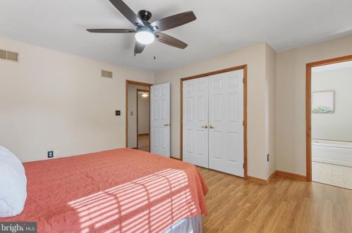 6116 Gardner Rd, Spring Grove PA  17362-9158 exterior
