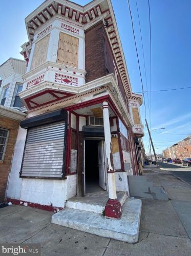 2532 22nd St, Philadelphia, PA 19132-3740