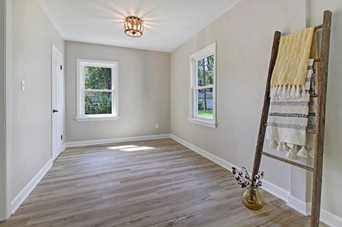 9028 Revere Ct, Hammond IN  46321-3219 exterior