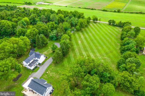 10719 Kettle Run Rd, Nokesville VA  20181-1715 exterior