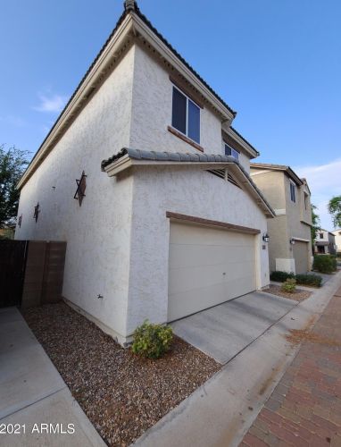 4344 Vest Ave, Gilbert, AZ 85295-6146