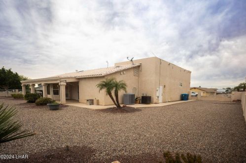 3510 Vega Dr, Lake Havasu City AZ  86404-1701 exterior