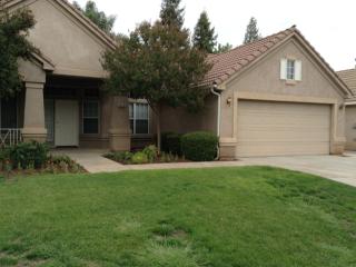 4640 Laurendale Dr, Fresno, CA 93722-3245