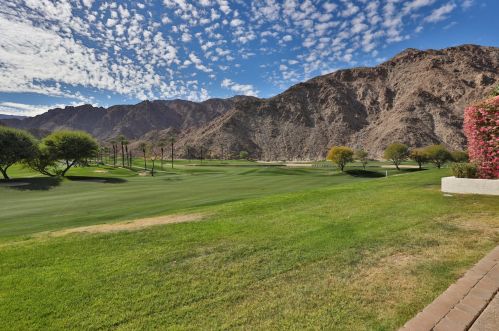 49503 Avenida Vista Bonita, La Quinta CA  92253-2537 exterior