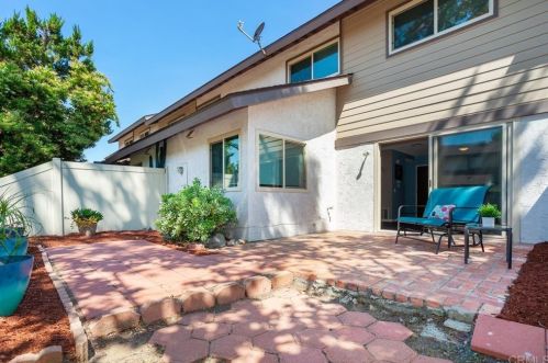 230 Eveningside Gln, Escondido CA  92026-1334 exterior