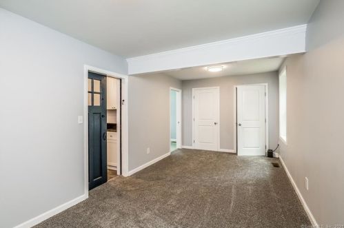 12 Icehouse Rd, Norwich CT  06351-3207 exterior