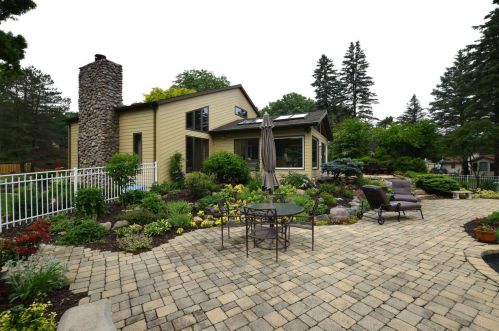 209 Trillium Cir, Green Bay WI  54313-4960 exterior