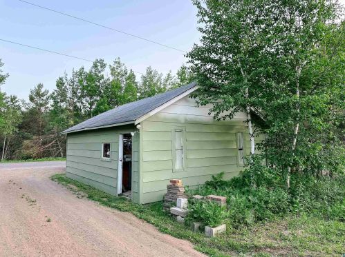 5963 Morris Thomas Rd, Duluth MN  55810-9506 exterior