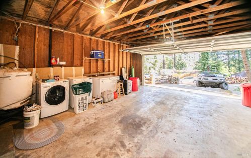 24150 Birch Pl, Willits CA  95490-9509 exterior
