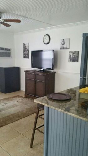 14038 Miramar Ave, Saint Petersburg FL  33708-2215 exterior