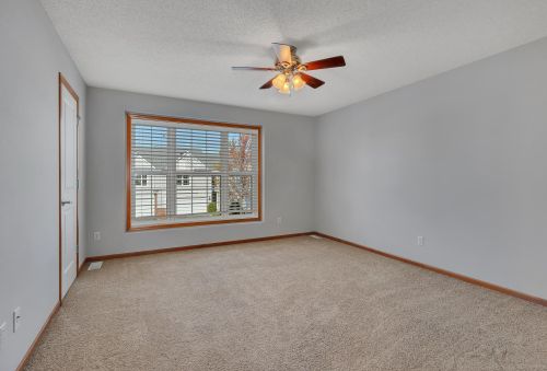 15381 Falk Dr, Lino Lakes MN  55038-6309 exterior