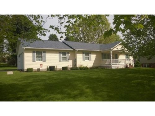 1 Windsor Dr, Greenville, PA 16125-9736