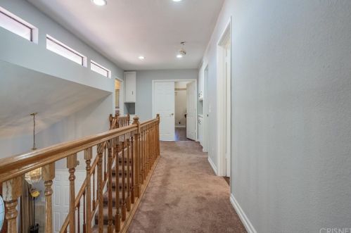 2828 Inyo Cir, Simi Valley CA 93063-2002 exterior