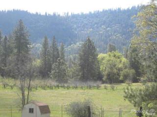 52288 Road 423, Oakhurst, CA 93644-9777