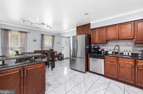 14277 Sonnette Ct, Woodbridge VA  22193-3423 exterior