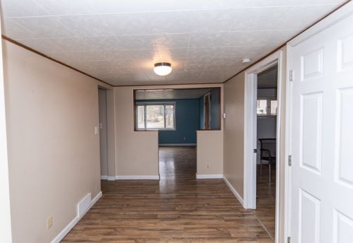 1525 Crawford Ave, Connellsville PA  15425-1622 exterior