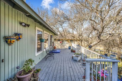 19529 Donkey Hill Rd, Middletown, CA 95467-8332