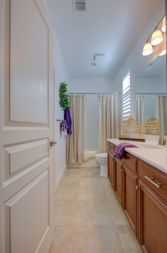 2864 Westport Cir, Valley Home CA  95361-8162 exterior