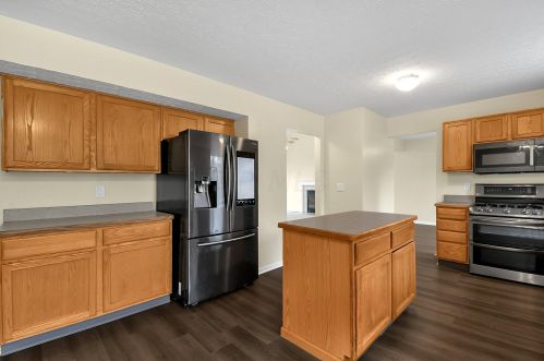 8474 Amarillo Dr, Blacklick OH  43004-8121 exterior