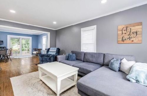 3281 Voeller Ave, Darbydale OH  43123-3123 exterior