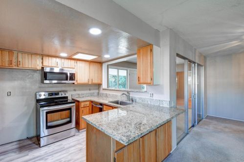 145 Rainier Cir, Vacaville CA  95687-3309 exterior