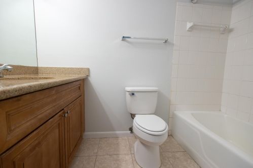 3441 Southern Pne Dr, Fort Pierce FL 34982-6542 exterior