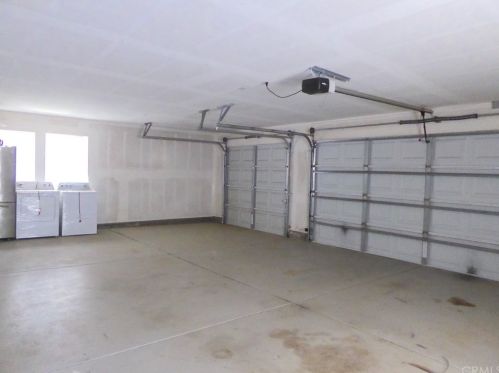 1219 Larkspur Ln, Beaumont CA  92223-2090 exterior