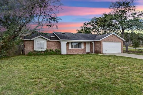 3049 Bonkirk Dr, Deltona, FL 32738-9596