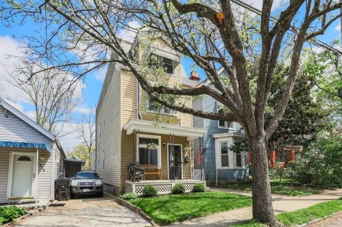 2934 Cleinview Ave, Cincinnati, OH 45206-1421