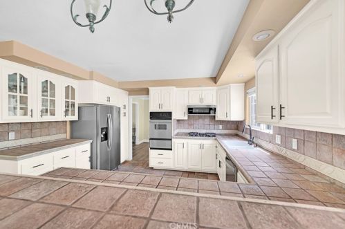 3801 Spurr Cir, Brea CA  92823-6333 exterior