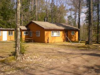 12961 Kingston Rd, Mountain, WI 54149-9515