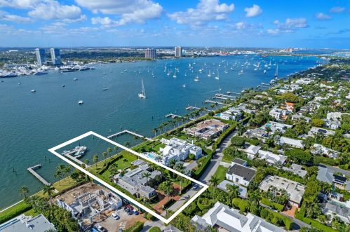 940 Lake Way, Palm Beach, FL 33480-3323