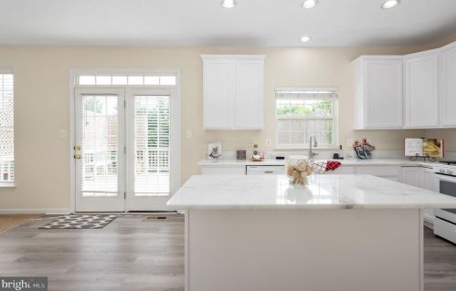 6 Riggs Rd, Fredericksburg VA  22405-2149 exterior
