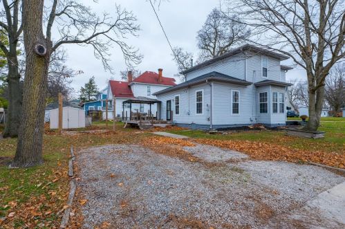 129 Chestnut St, Marysville OH  43040-1718 exterior