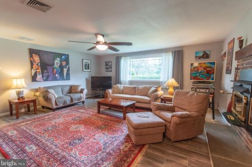 1755 Ludwell Dr, Prospectville PA  19002-3030 exterior