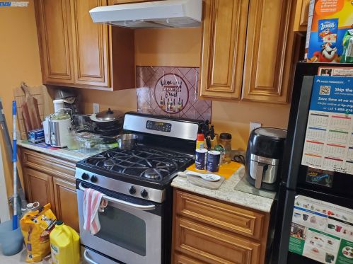 960 Folsom Ave, Hayward CA 94544-5700 exterior