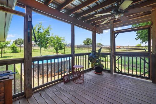 8158 Fm 1385, Pilot Point TX  76258-8003 exterior