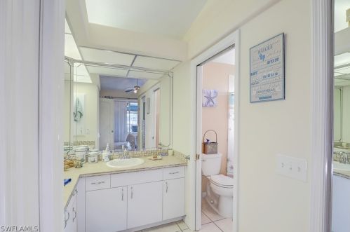 1005 1 Pl, Cape Coral FL  33993-1143 exterior