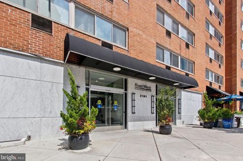 2101 Chestnut St, Philadelphia PA  19103-3197 exterior