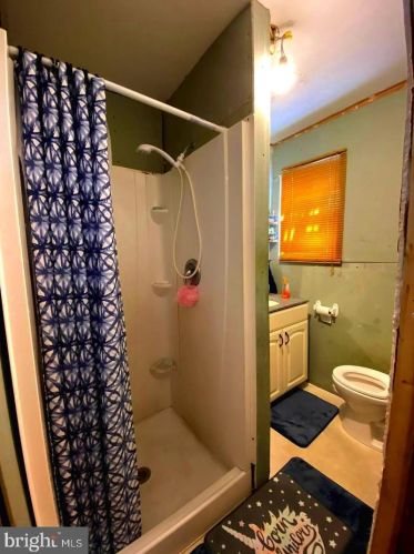 1216 Derry St, Harrisburg PA 17111-1141 exterior