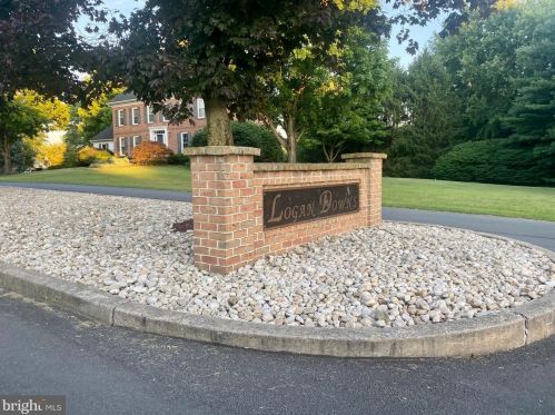 12 Alydar Blvd, Siddonsburg, PA 17019-9354