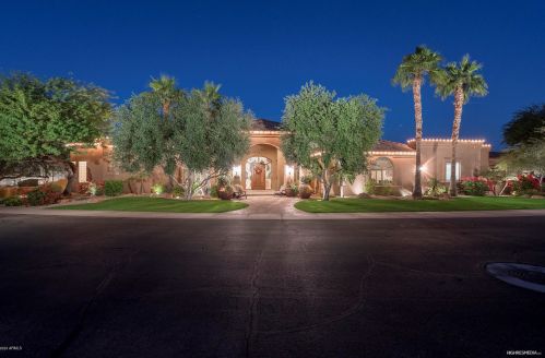 15801 7th St, Phoenix, AZ 85048-1979