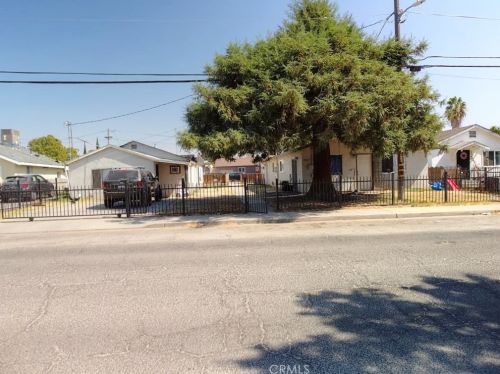 6942 Center St, Winton CA  95388-9395 exterior