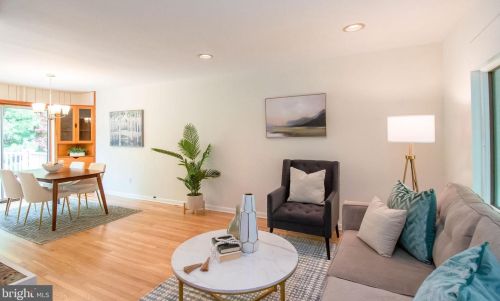 159 Windsor Ave, Southampton PA  18966-3333 exterior