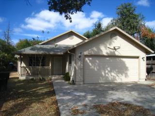 3325 Alvarado Blvd, Sacramento, CA 95838-4423